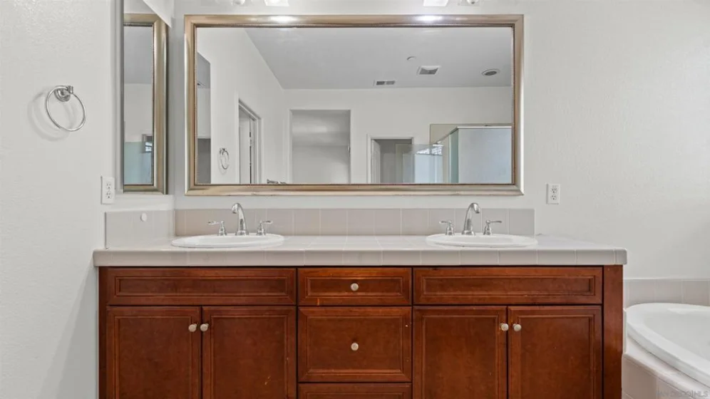 8522 Old Stonefield Chase photo 21