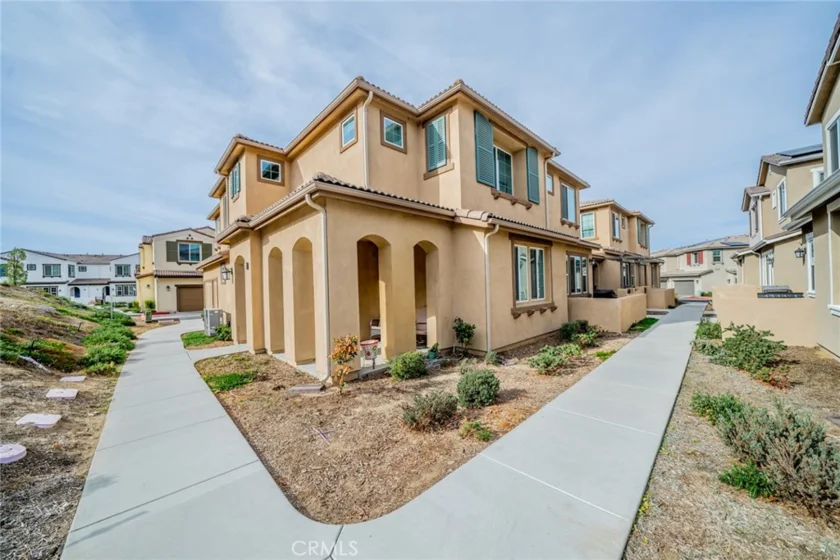 15970 Lasselle Street #4 photo 1