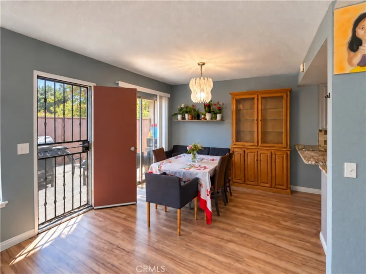 31608 Los Rios photo 3
