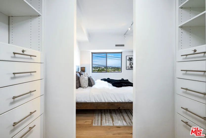 1155 N La Cienega Boulevard #508 photo 21