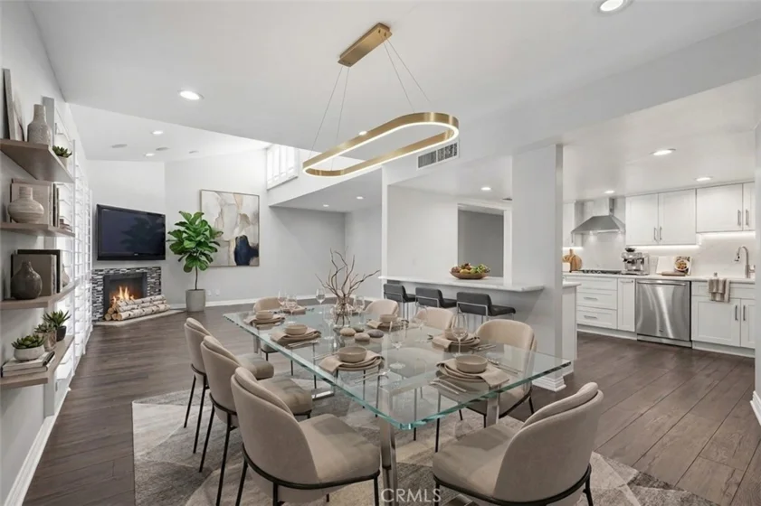 4542 Willis Avenue #302 photo 8