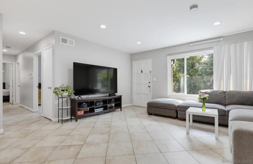 8035 Calle Fanita photo 12