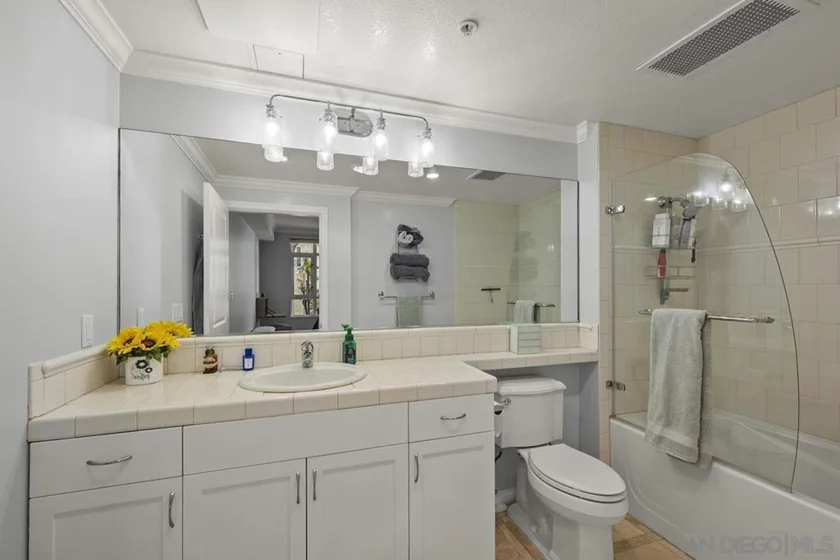 850 Beech Street #206 photo 28