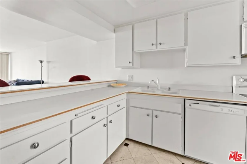 4316 Marina City Drive #1023 photo 3