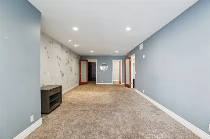 1121 N Olive Drive #211 photo 19