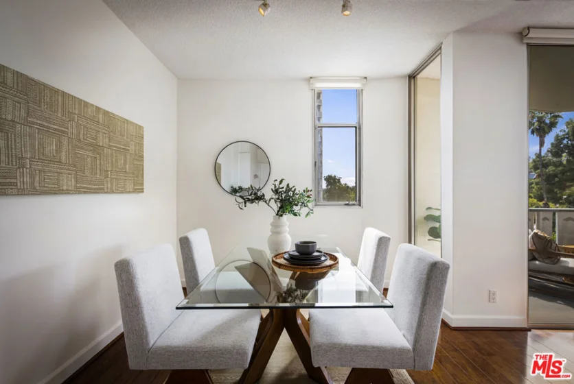 4411 Los Feliz Boulevard #502 photo 6