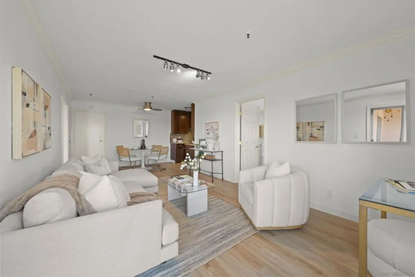 4730 Noyes Street #Unit 204 photo 4