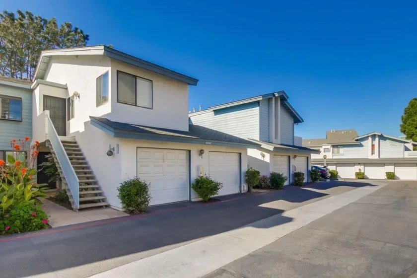 4044 Crystal Dawn Lane #203 photo 1