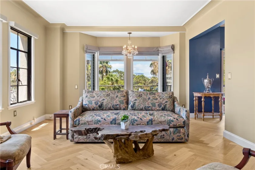 800 E Ocean Boulevard #201 photo 1