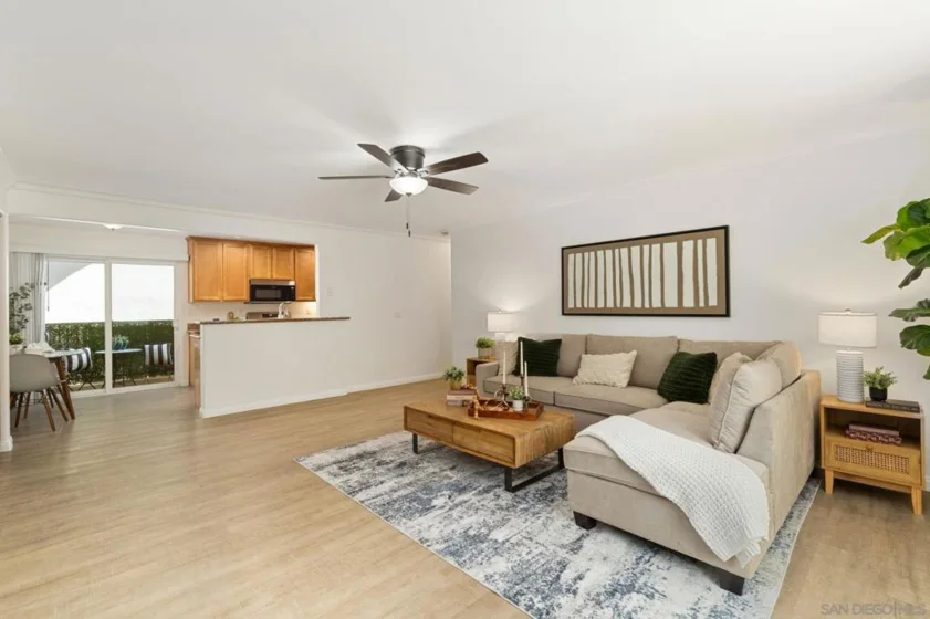 3993 Jewell #C2 photo 1