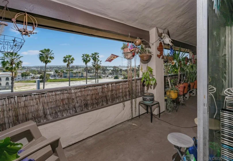 2540 Clairemont Drive #307 photo 11