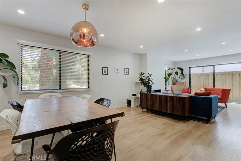6847 Haskell Avenue #1 photo 14