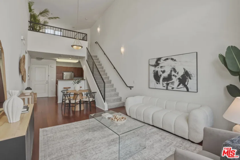 100 S Alameda Street #401 photo 13