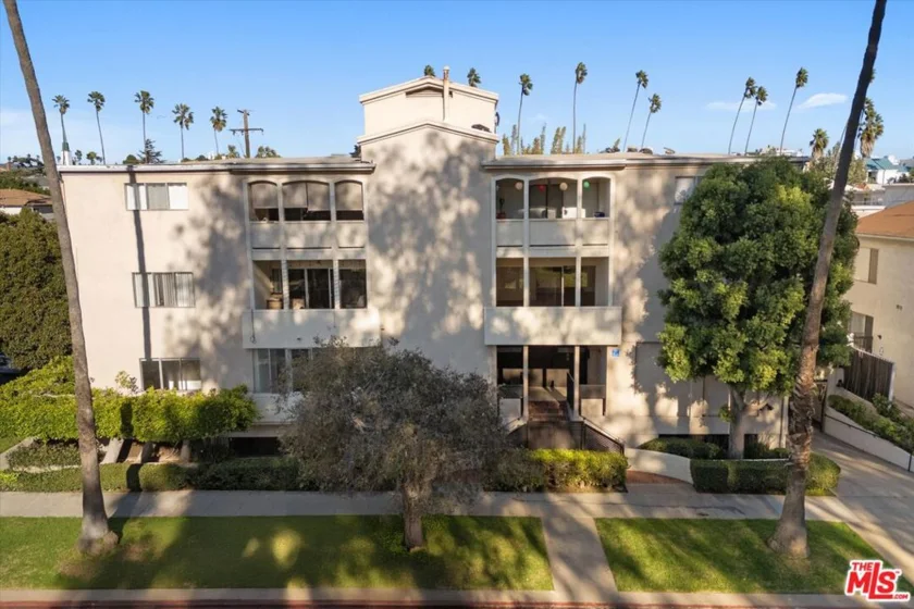 1101 Lincoln Boulevard #2D photo 4