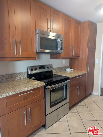 5412 Lindley Avenue #218 photo 11