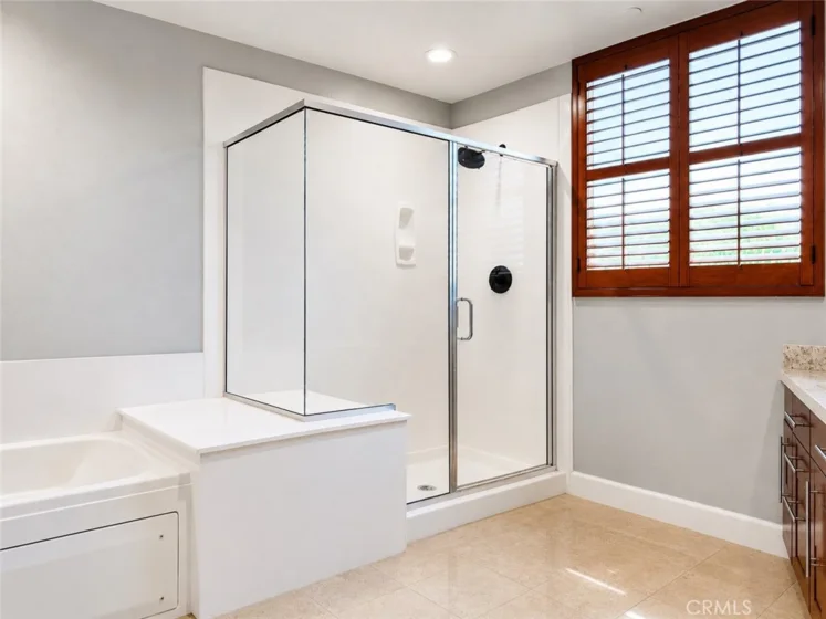14412 Killion Street #310 photo 18
