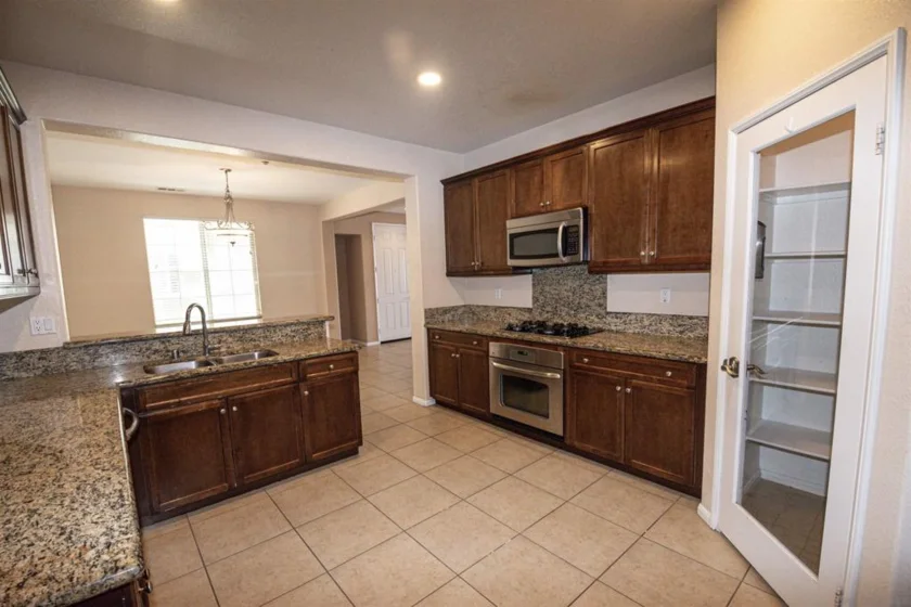1733 Cripple Creek #4 photo 10