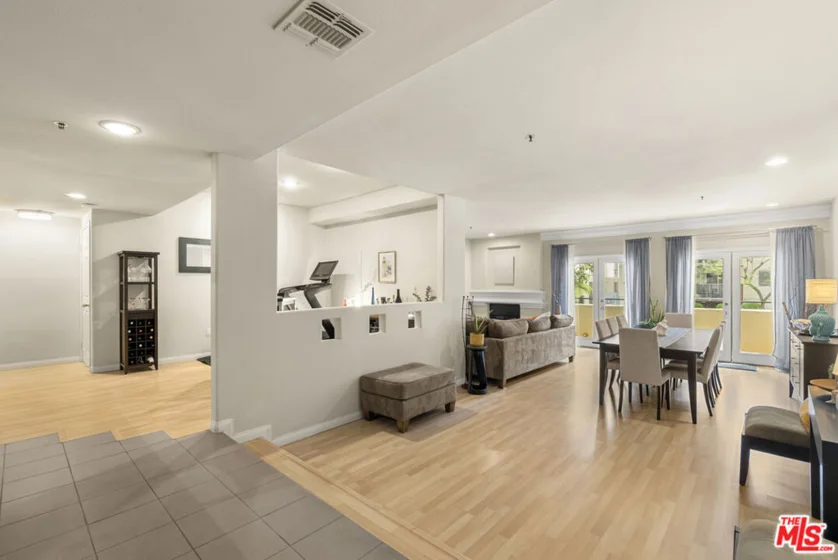 12011 Goshen Avenue #102 photo 3