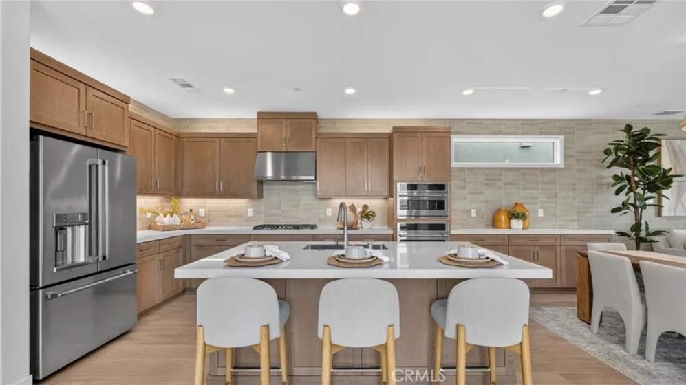 324 Bracken photo 1