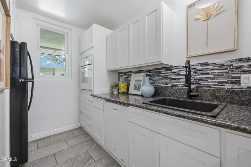 245 Aster Street #6 photo 8