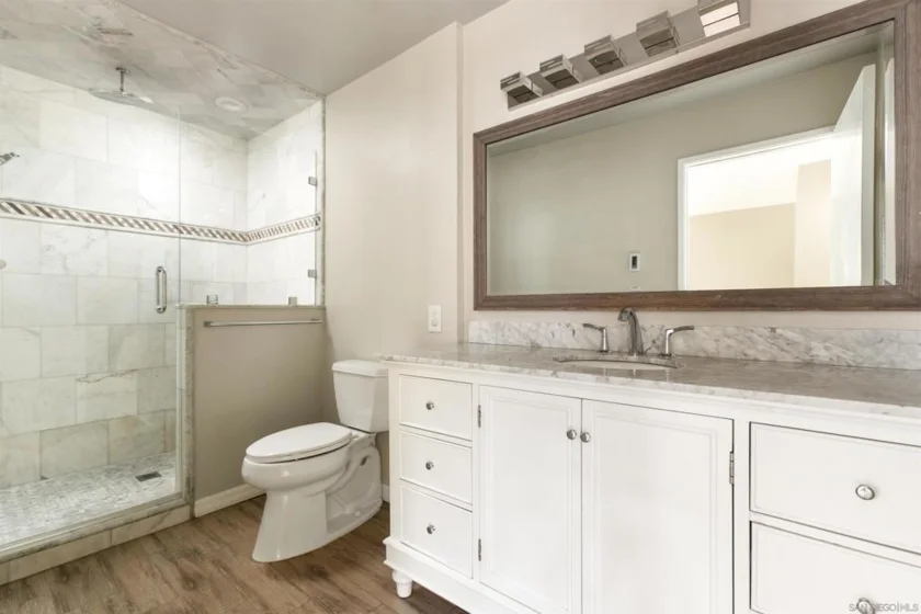 8746 Villa La Jolla Drive #51 photo 21