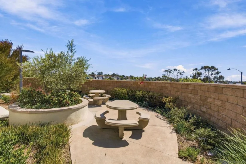1525 Fig Tree Way photo 26