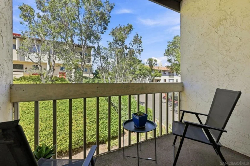 3982 La Jolla Village Drive photo 25