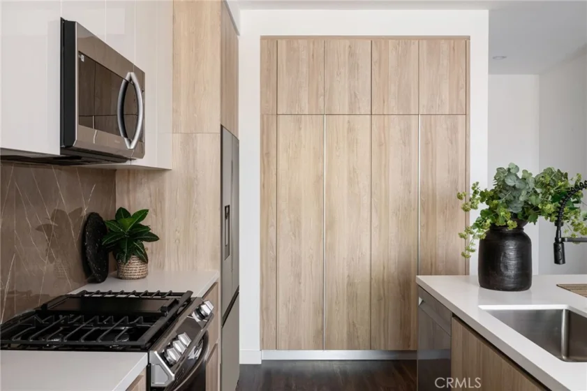 118 Astronaut Ellison S Onizuka Street #208 photo 31