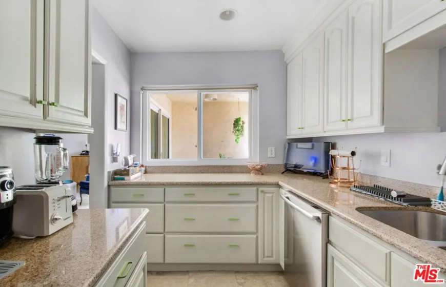 5651 Sumner Way #209 photo 14