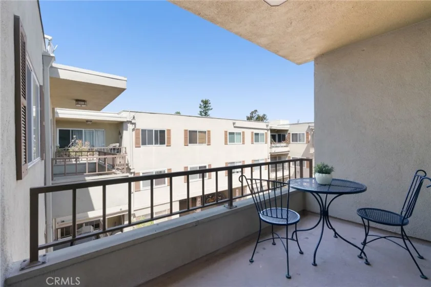 10707 Camarillo Street #314 photo 22