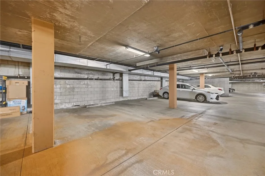 87 S Allen Avenue #103 photo 30
