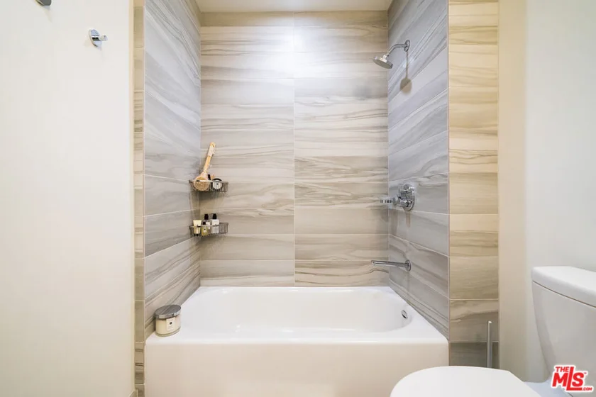 1050 S Grand Avenue #901 photo 18