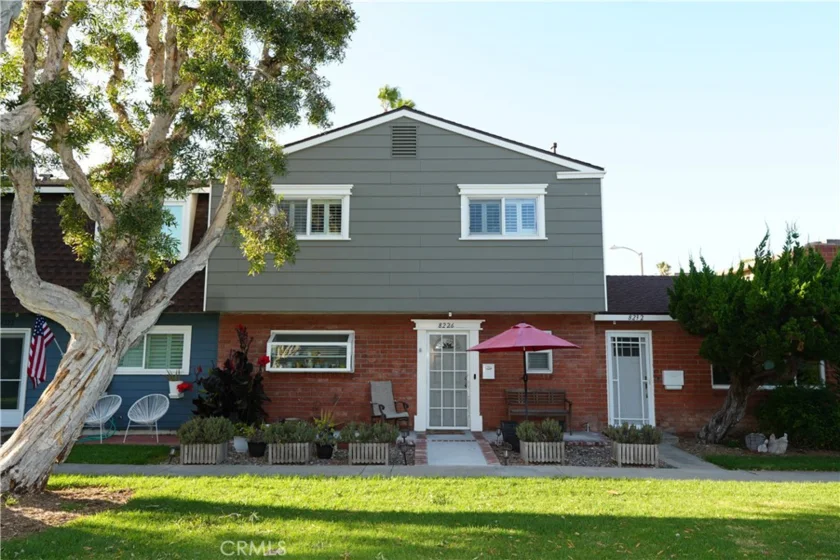 8226 Pennington Drive photo 1
