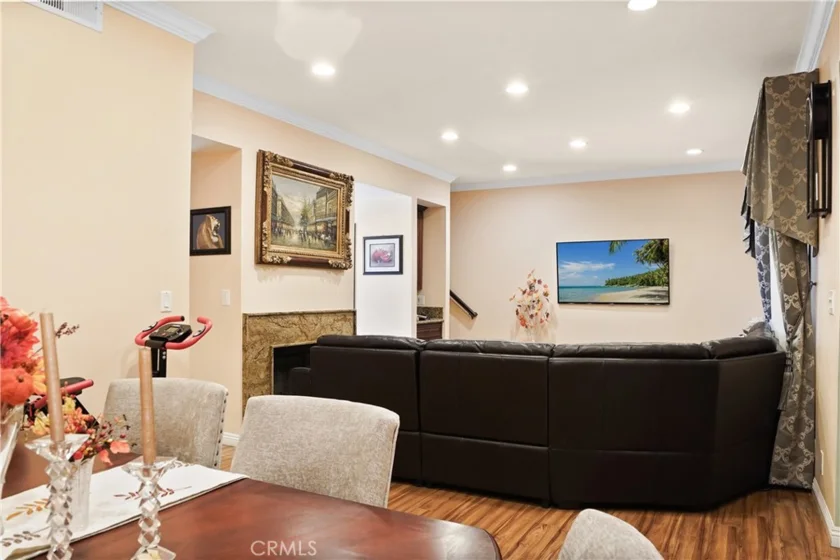 14239 Sherman Way #3 photo 6