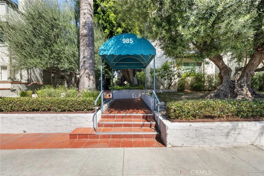 985 E California #306 photo 40