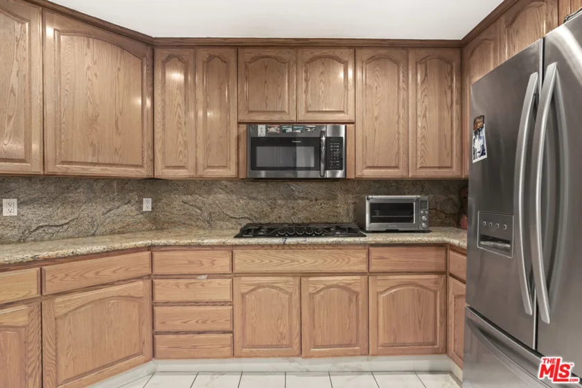 4230 Stansbury Avenue #105 photo 11
