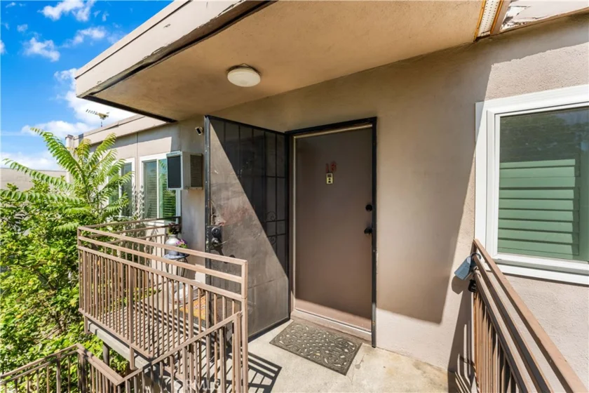 7135 Coldwater Canyon Avenue #16 photo 4