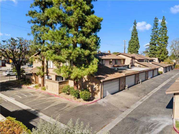 20516 Roscoe Boulevard #B photo 1