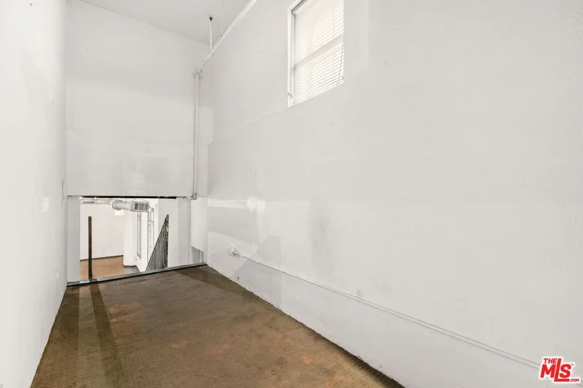 1645 Vine Street #301 photo 17