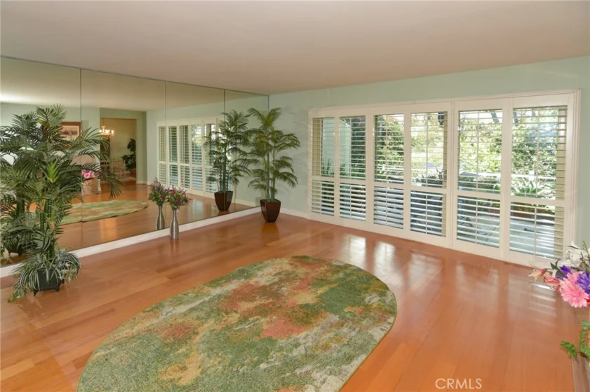 4732 Amberwood Court photo 3