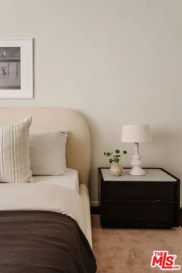 1161 Amherst Avenue #204 photo 3