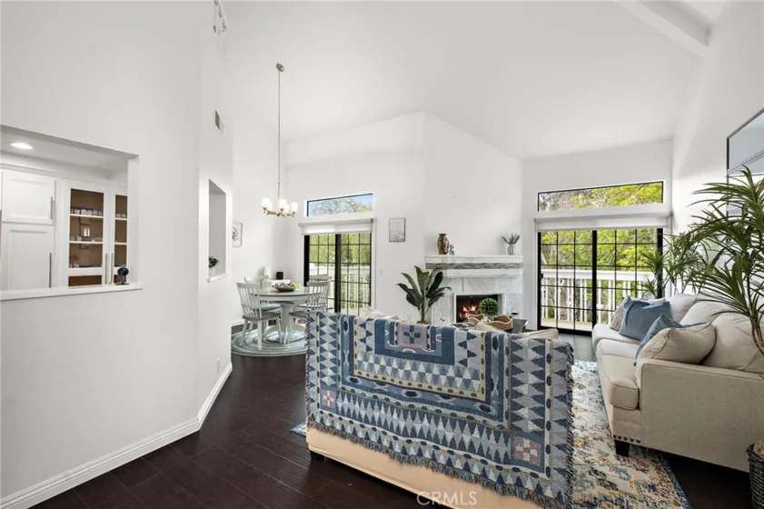 8206 Bridgepoint #206 photo 2