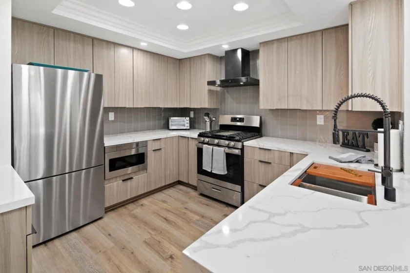87 Kingston Court photo 5
