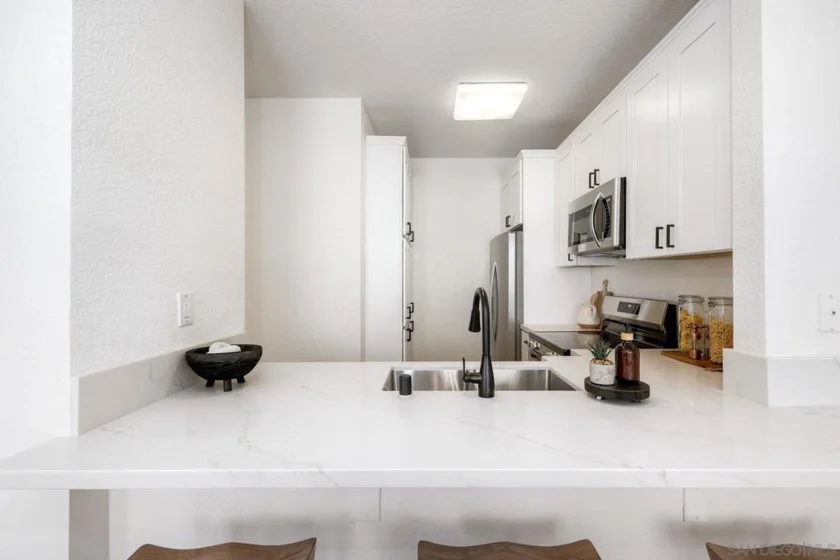 6231 Calle Mariselda #605 photo 27