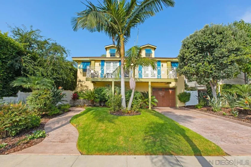 808 D Avenue photo 1