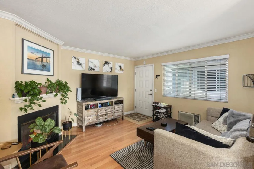 4209 Arizona Street #8 photo 1