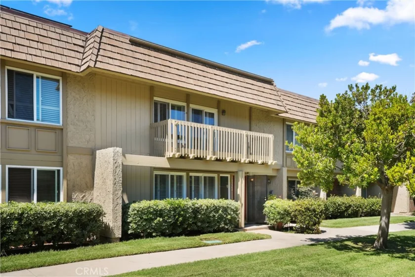 10222 Indian River Court photo 1