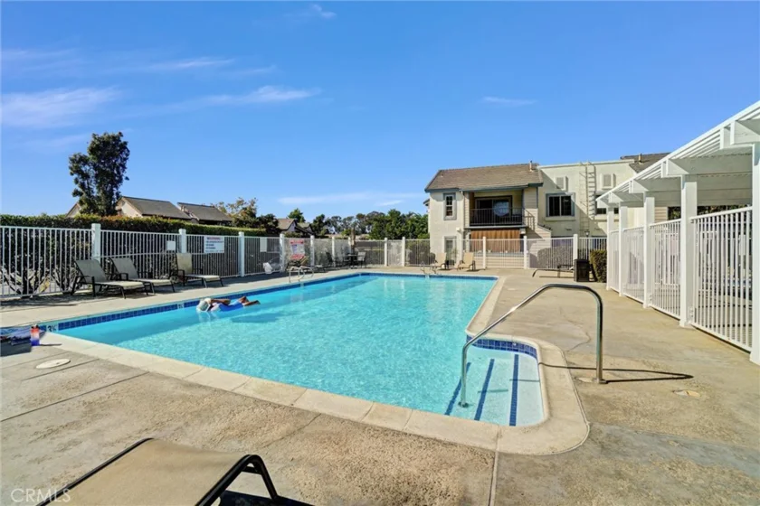 8470 Westmore photo 8