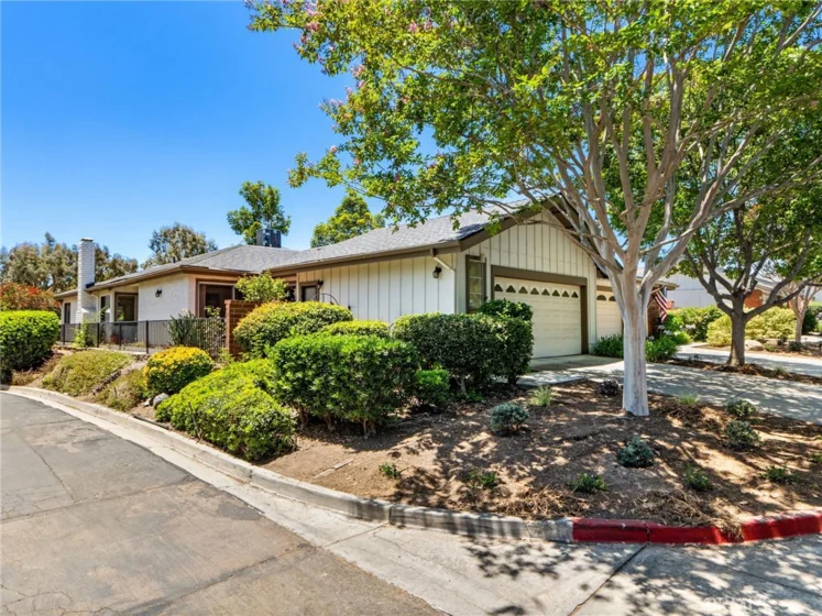 1210 Camino Del Lago photo 2