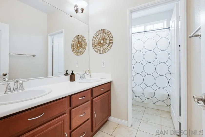 30303 Laruns Street photo 51